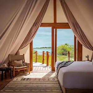habitas-bacalar.quintano-roohotels.com/